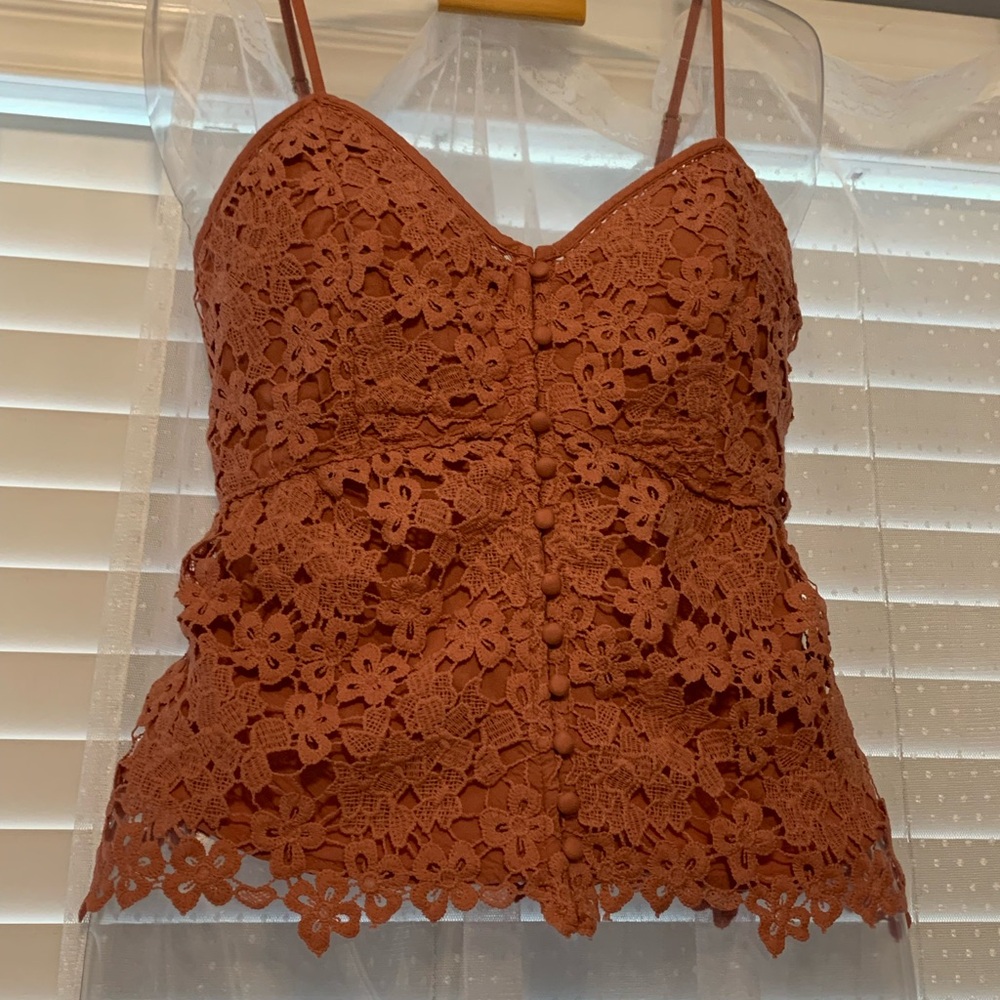 Abercrombie & Fitch Lace Camisoles Rose/ Pink . - Picture 3 of 11